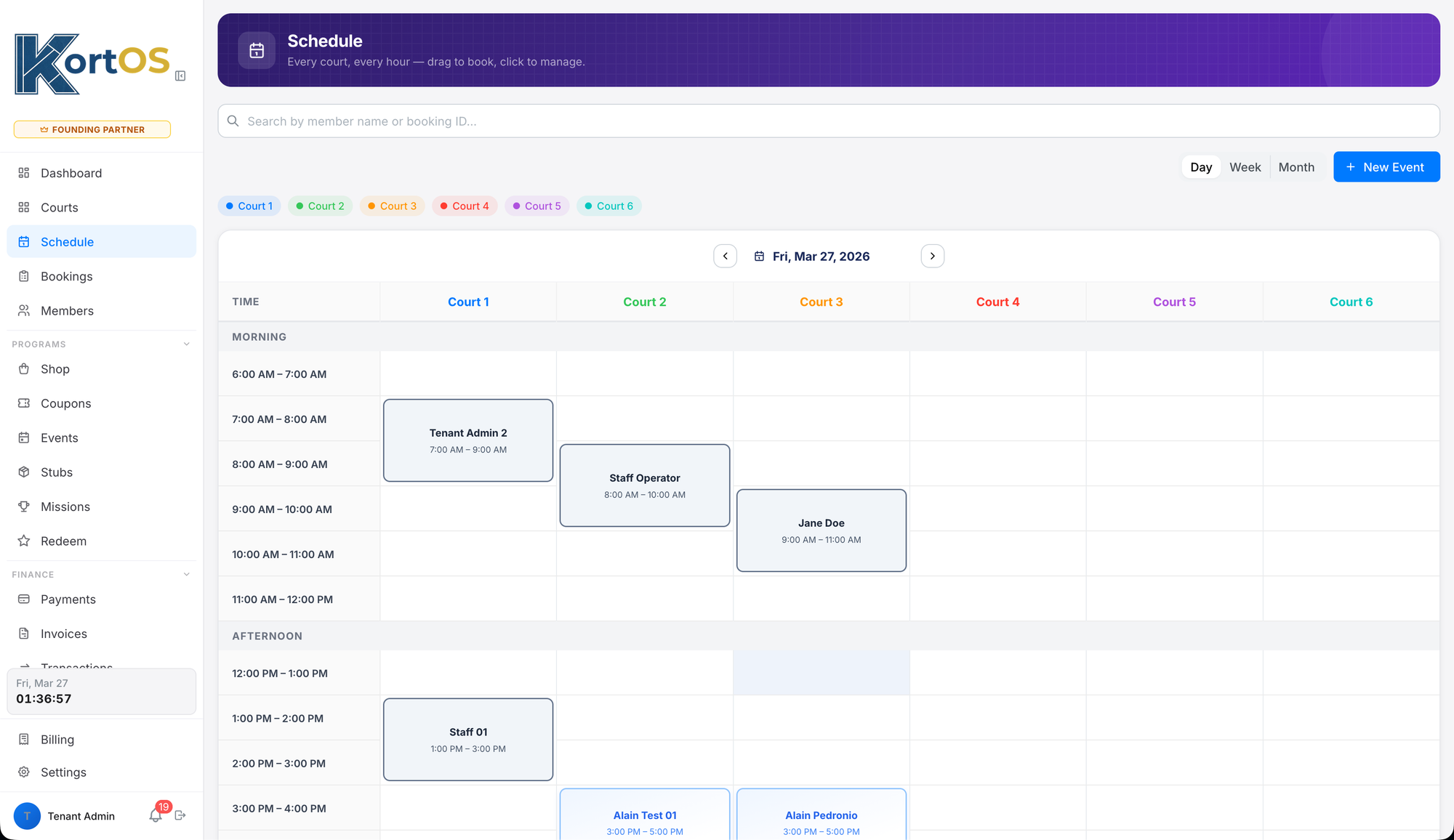 KortOS court schedule showing 6 color-coded courts with live bookings